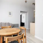 Rentplanet - Przy Piotrkowskiej Apartament